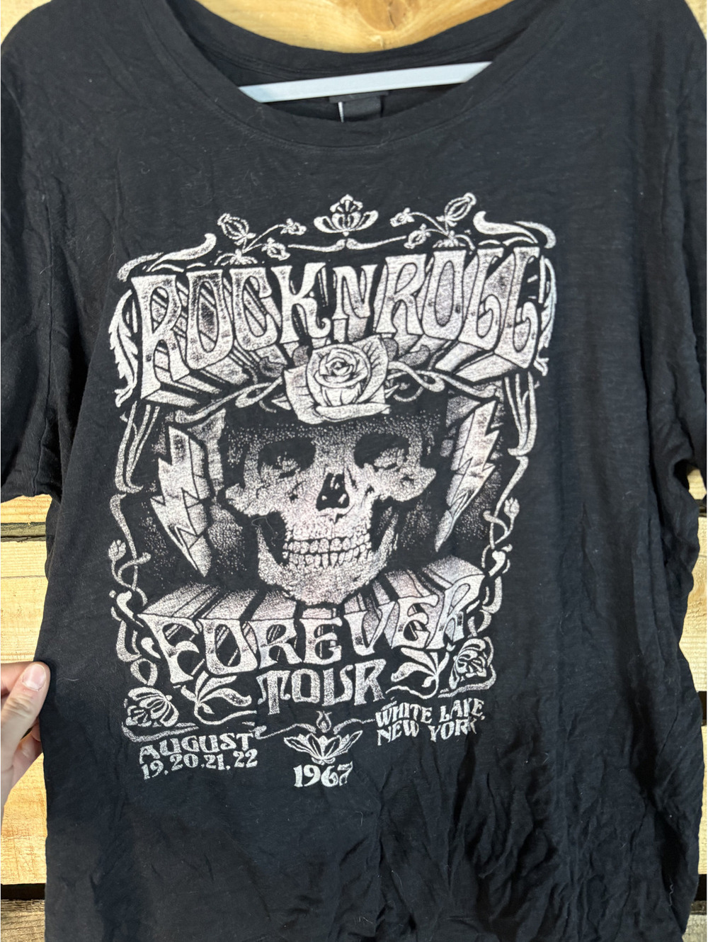 Torrid Black Rock N Roll Graphic T-Shirt Size 3 - Picture 2 of 4